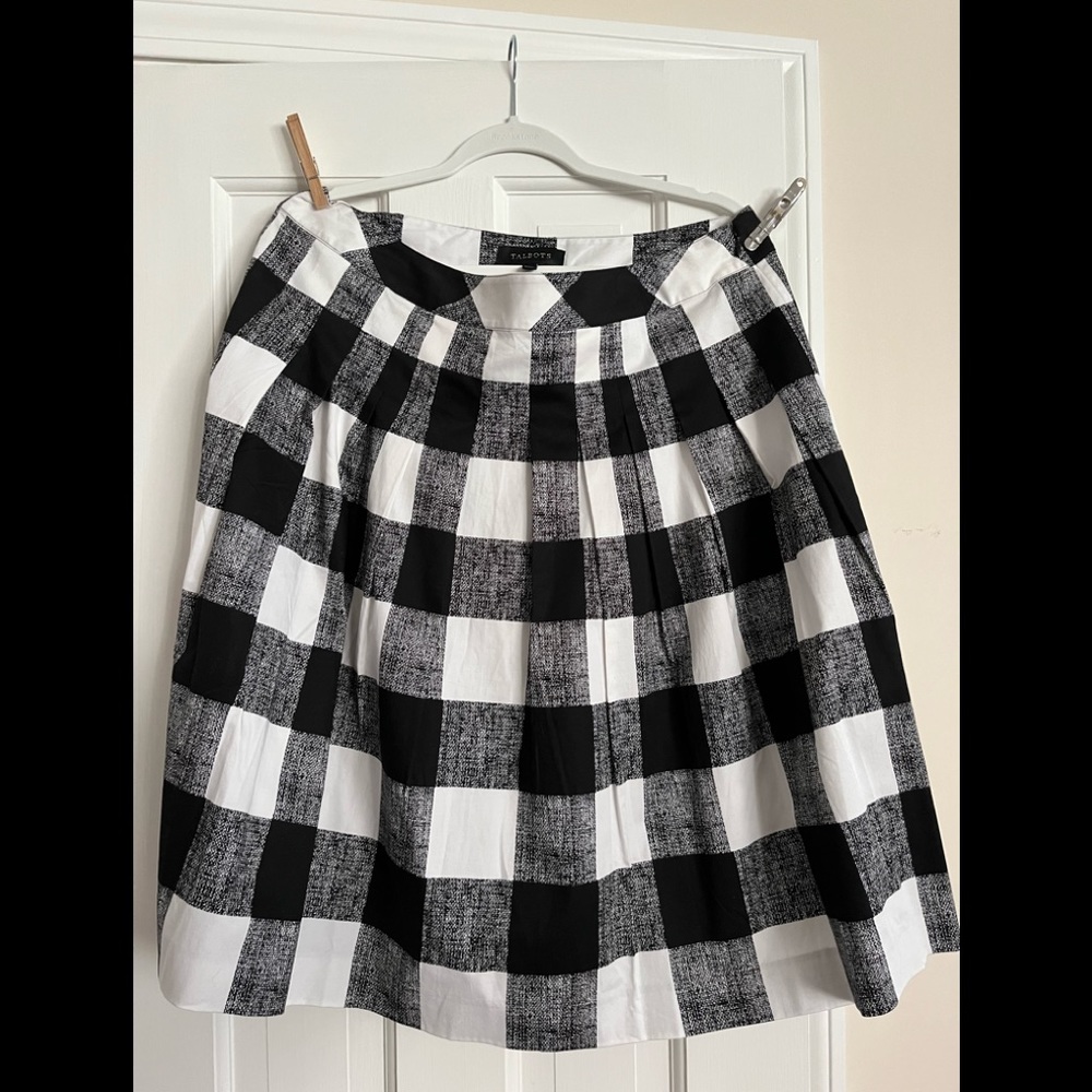Size 14 Talbots check skirt with side zip never won